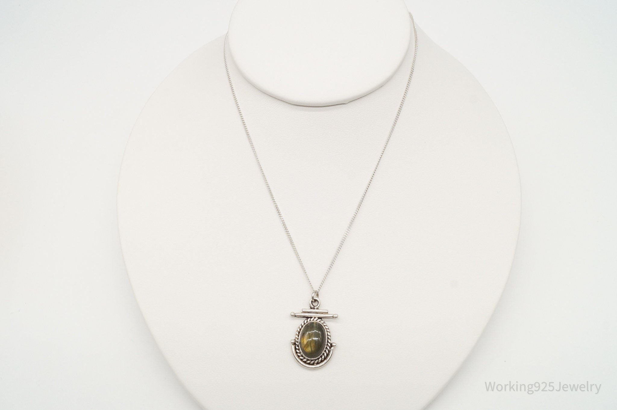 Vintage Labradorite Sterling Silver Necklace | Jewelry > Necklaces > Pendants | Wiccan Center