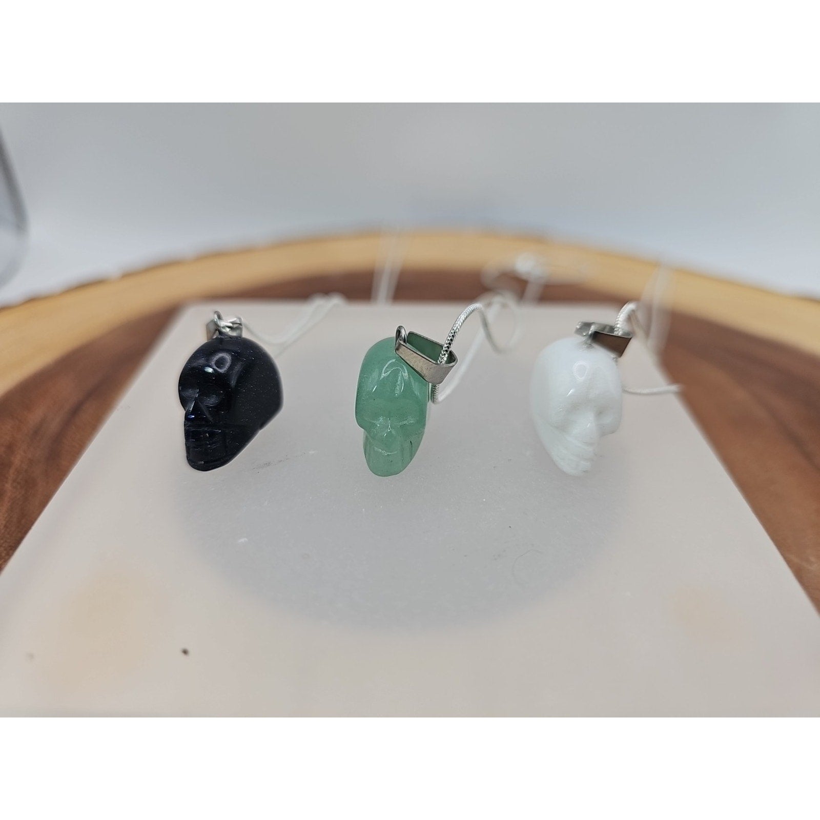 Set Of 3 Shull Pendants W/sterling Silver Chain