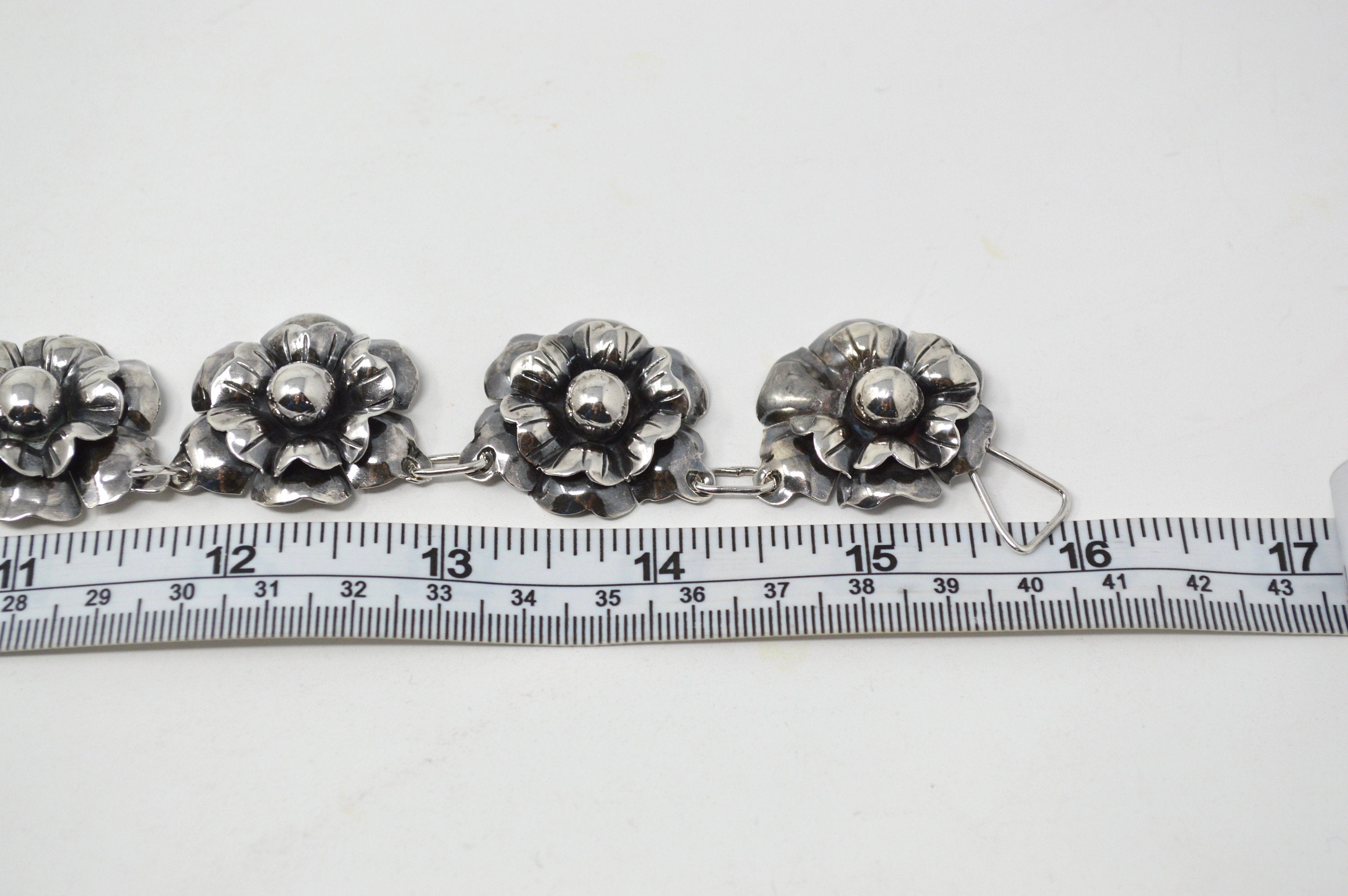 Vintage Mexico Sterling Silver Artisan 3D Oxidized Flower Motif Necklace 16 Inch | Jewelry > Necklaces | Wiccan Center