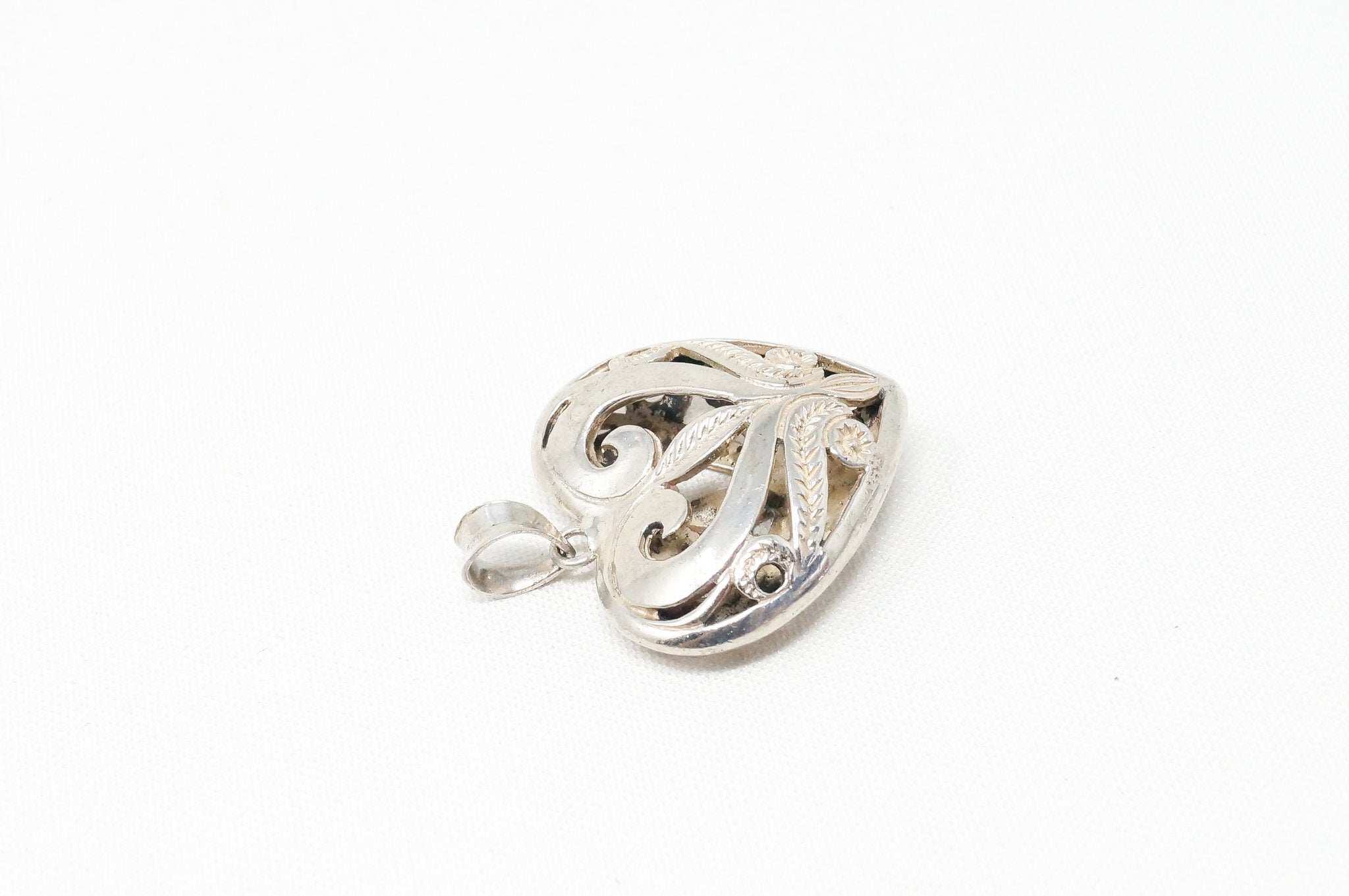 Vintage Marcasite Heart Cut Out Swirl Art Deco Sterling Silver Necklace Pendant | Jewelry > Necklaces > Pendants | Wiccan Center