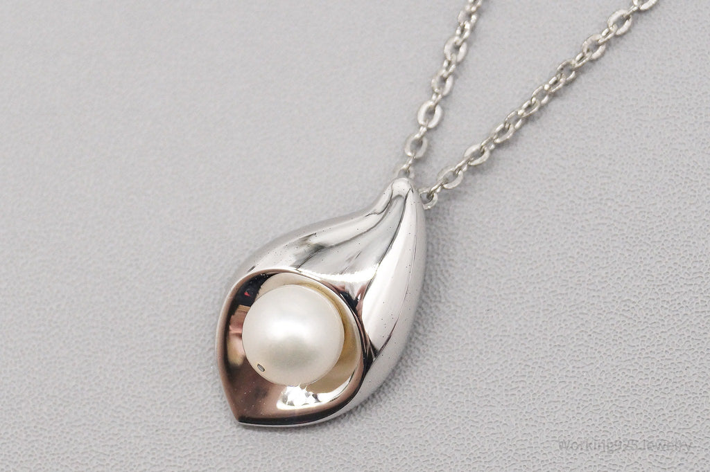 Vintage Pearl Sterling Silver Necklace - 16" | Jewelry > Necklaces | Wiccan Center