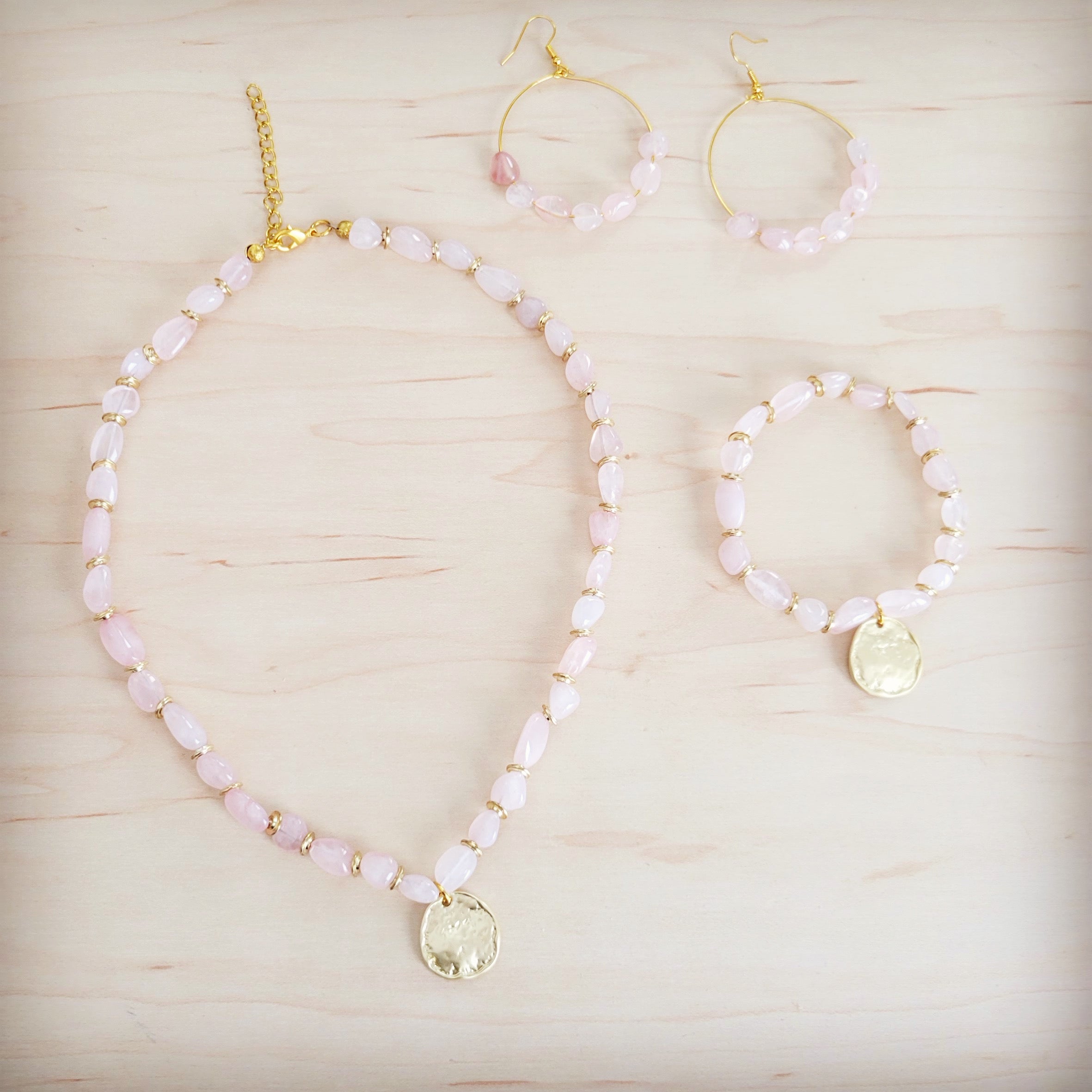 **Rose Quartz Beaded Stretch Bracelet w/ Gold Coin Charm 811u