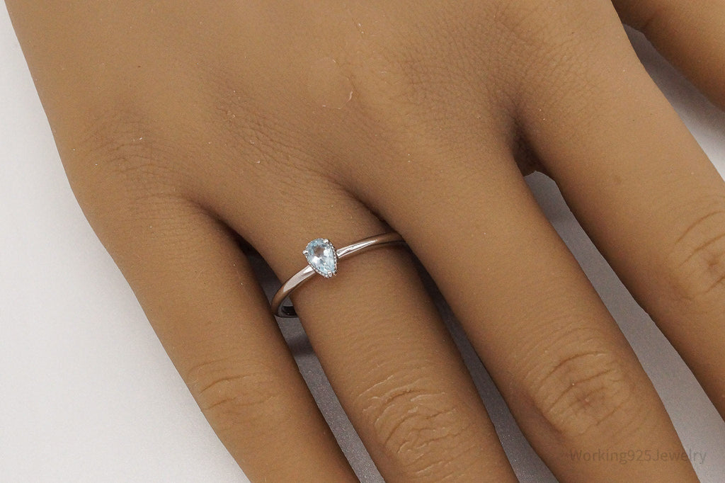 Vintage Blue Topaz Sterling Silver Ring - Size 8 | Jewelry > Rings | Wiccan Center