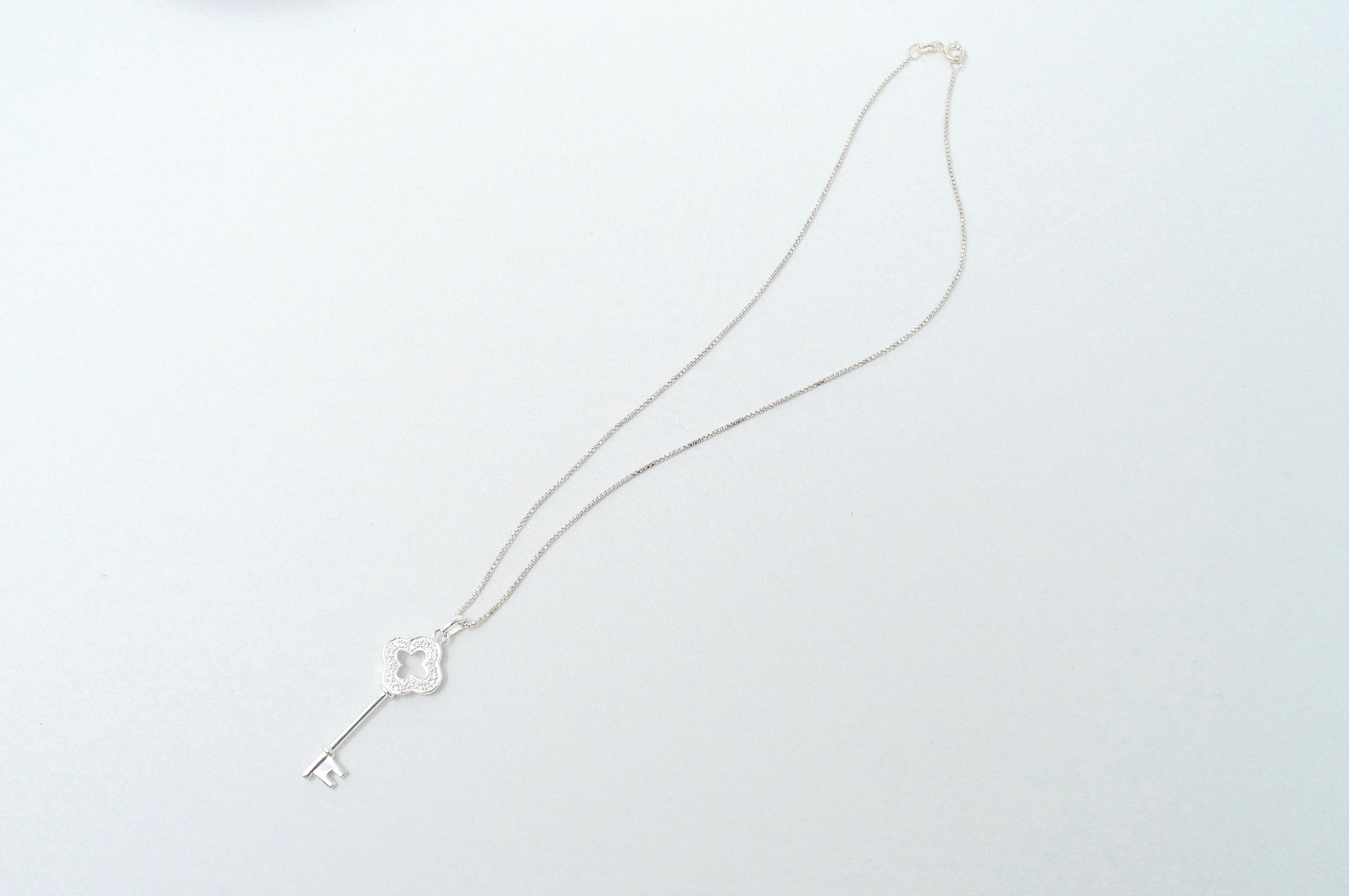 STUNNING Vintage Cz Accented Royal Key Sterling Silver Necklace 16" - | Jewelry > Necklaces > Pendants | Wiccan Center