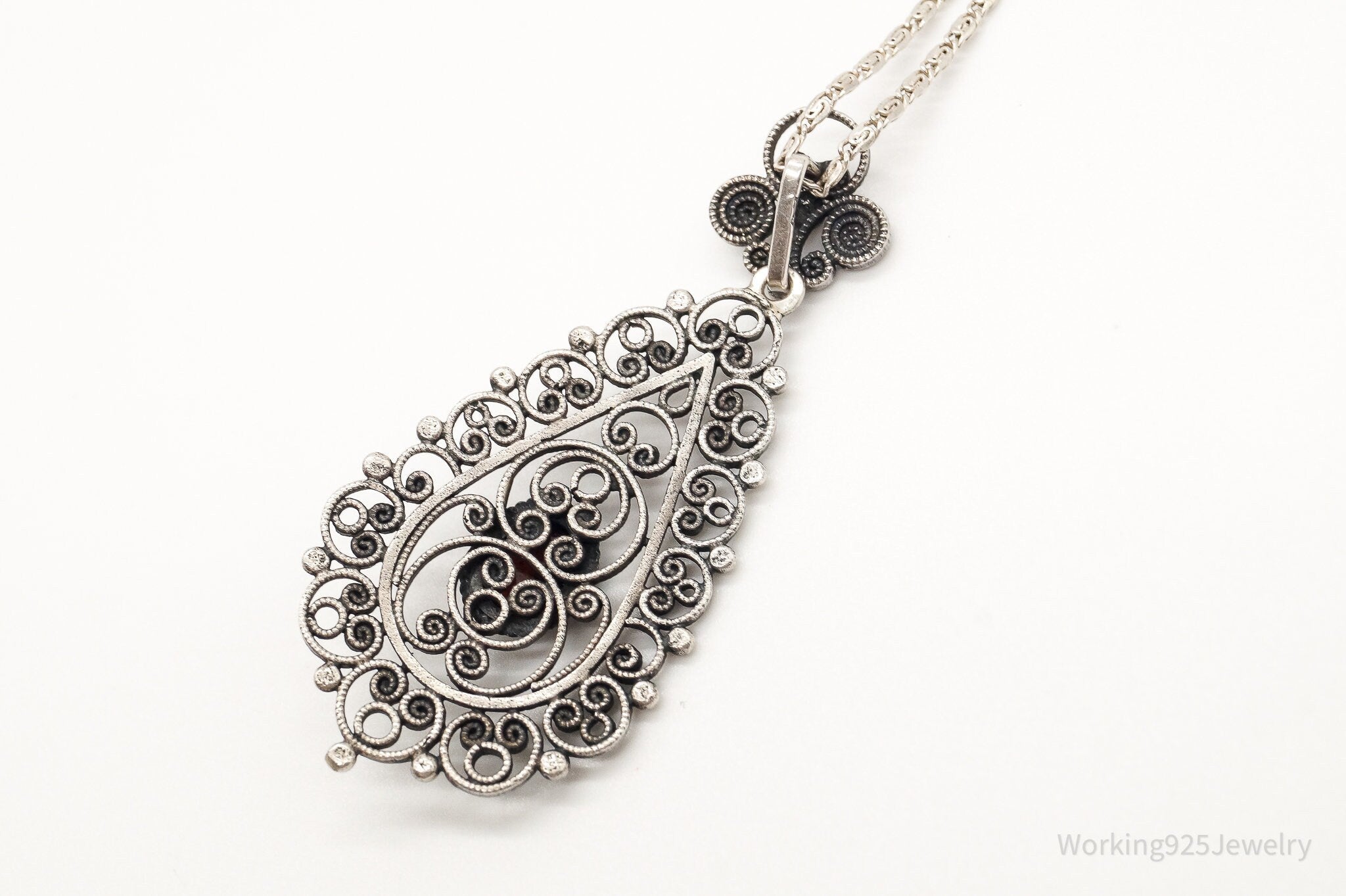 Vintage Garnet Filigree 835 Silver Necklace | Jewelry > Necklaces > Pendants | Wiccan Center