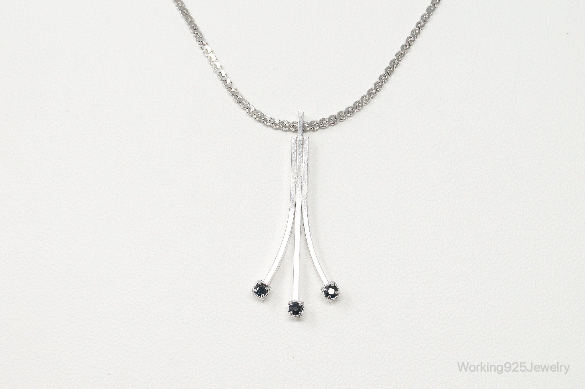 Vintage Designer Avon Sapphire Sterling Silver Necklace | Jewelry > Necklaces > Pendants | Wiccan Center