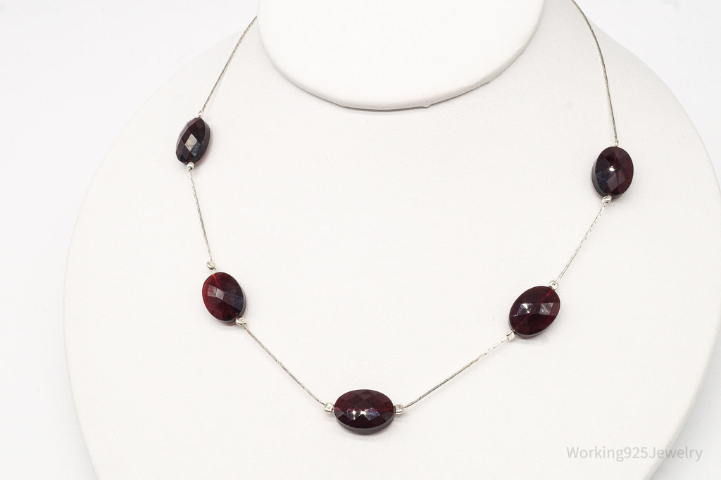 Vintage Garnet Sterling Silver Necklace 16" | Jewelry > Necklaces | Wiccan Center
