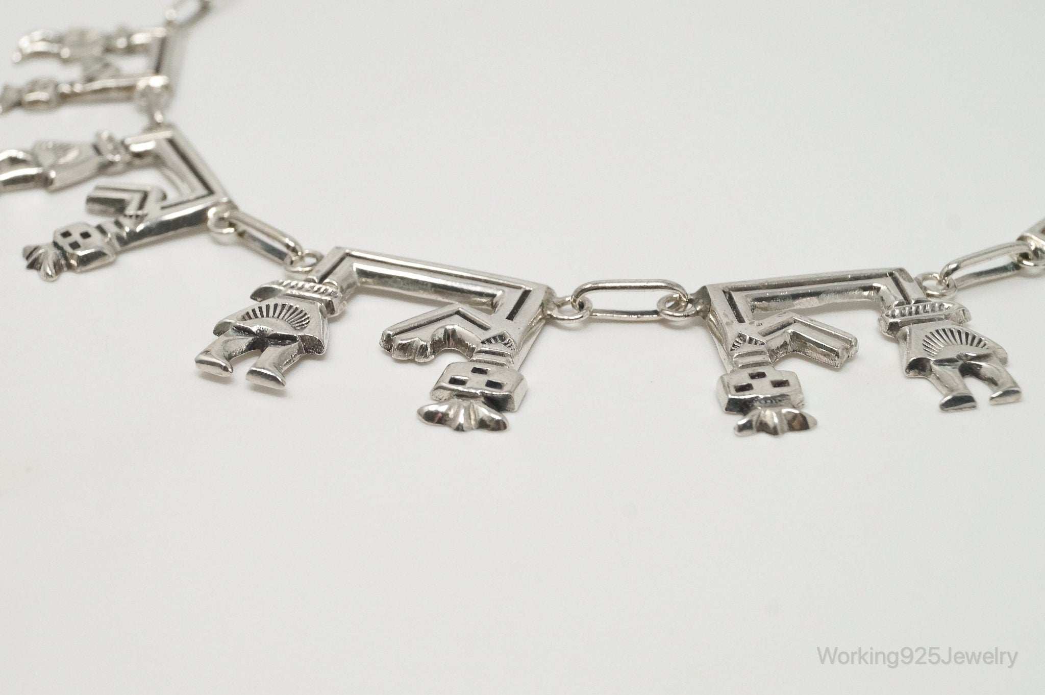 Vintage Native America Unsigned Sterling Silver Necklace | Jewelry > Necklaces > Pendants | Wiccan Center