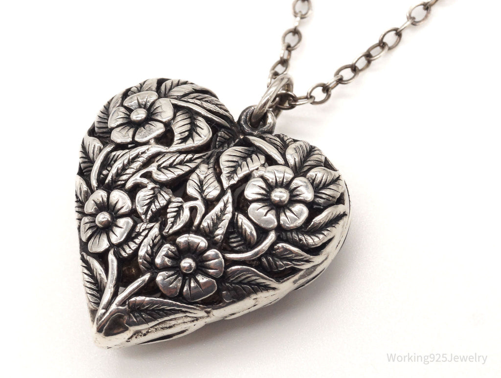 Vintage Large Heart and Flowers Sterling Silver Necklace | Jewelry > Necklaces > Pendants | Wiccan Center