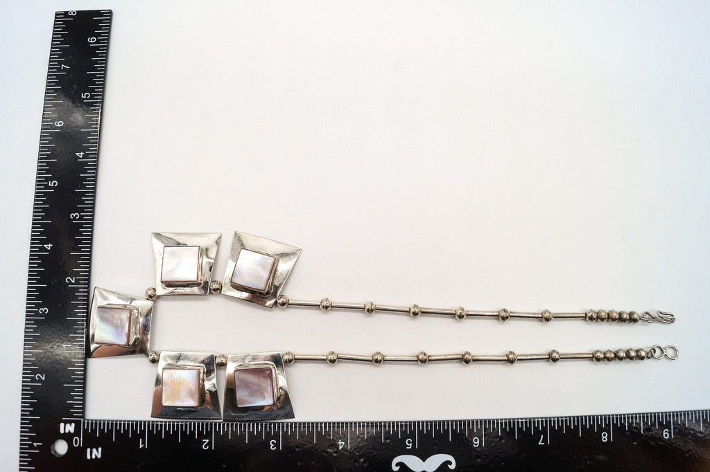 Vintage Native America Pink Mother Of Pearl Silver Necklace | Jewelry > Necklaces > Pendants | Wiccan Center