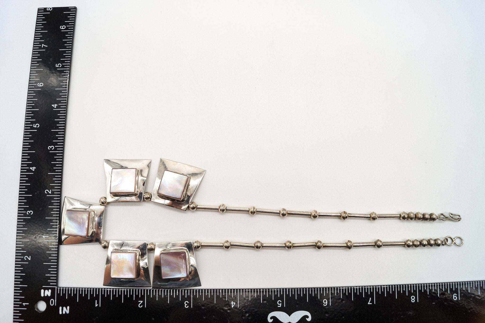 Vintage Native America Pink Mother Of Pearl Silver Necklace | Jewelry > Necklaces > Pendants | Wiccan Center