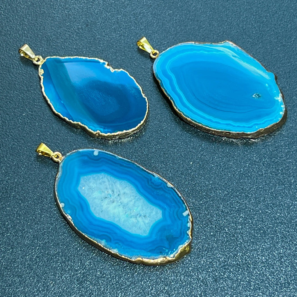 Teal Agate Slice Pendant (Gold Plated Edges) | Craft Supplies & Tools > Beads, Gems & Cabochons > Charms & Pendants > Pendants | Wiccan Center