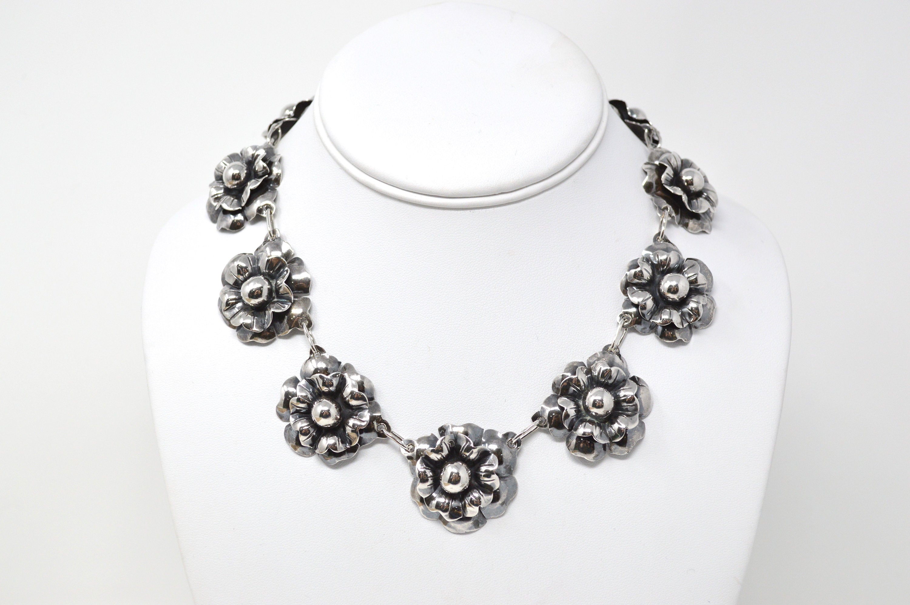 Vintage Mexico Sterling Silver Artisan 3D Oxidized Flower Motif Necklace 16 Inch | Jewelry > Necklaces | Wiccan Center