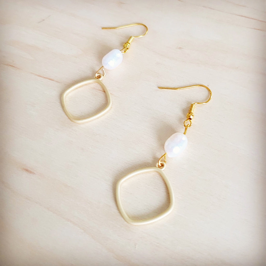 Matte Gold and Freshwater Pearl Earrings Square 200bs | Earrings | Wiccan Center