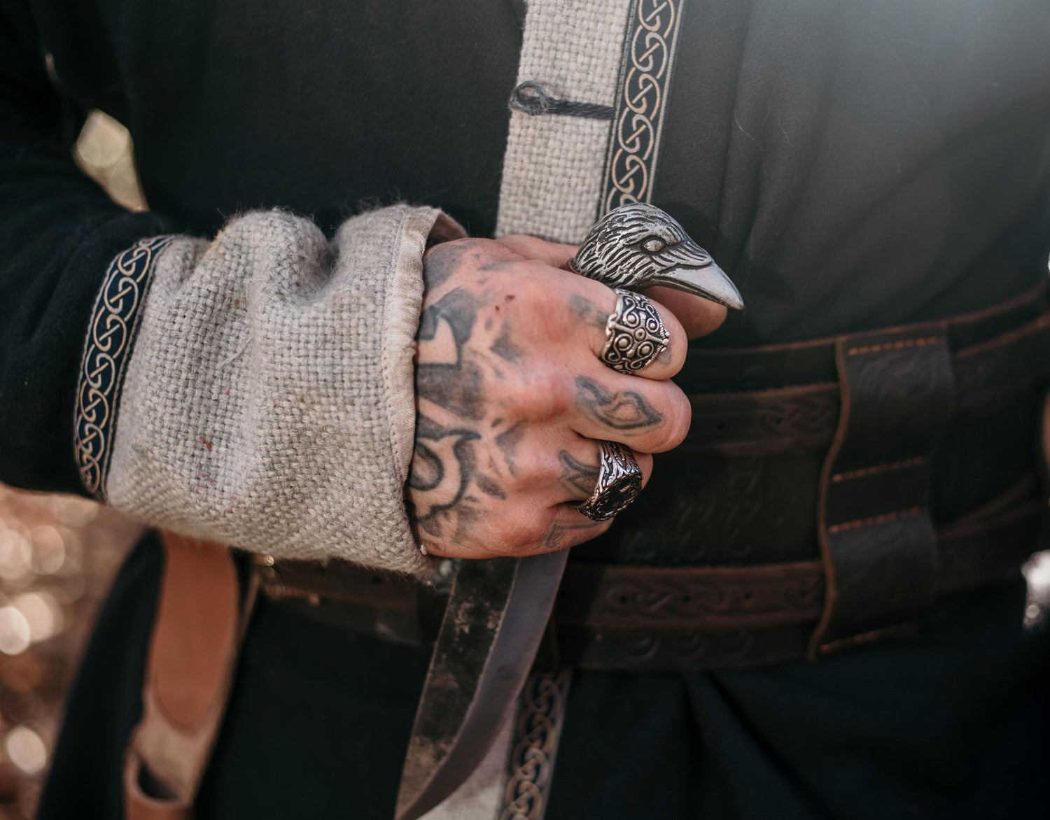 Viking Raven Knife – 5.5" Carbon Steel Blade | Knife | Wiccan Center