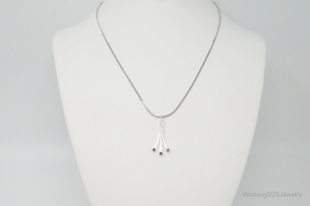 Vintage Designer Avon Sapphire Sterling Silver Necklace | Jewelry > Necklaces > Pendants | Wiccan Center