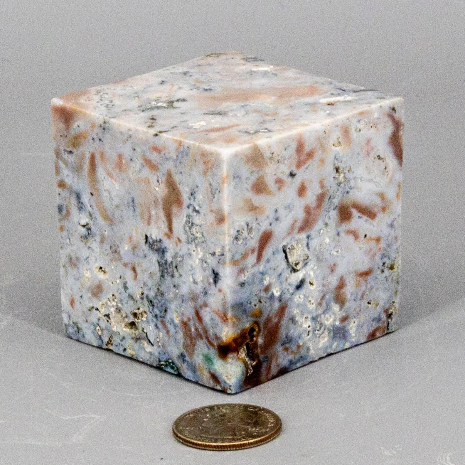 Agate Cube w/t Cut Corner 464g