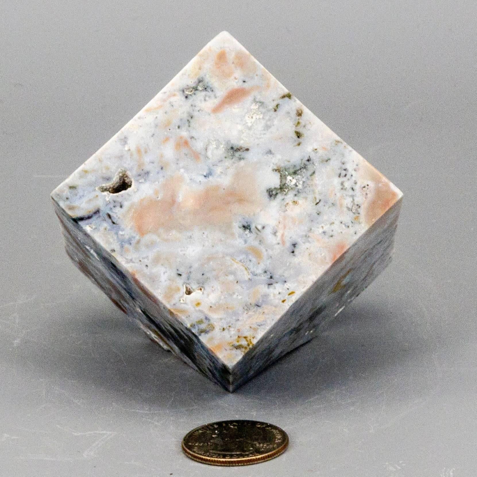 Agate Cube w/t Cut Corner 464g