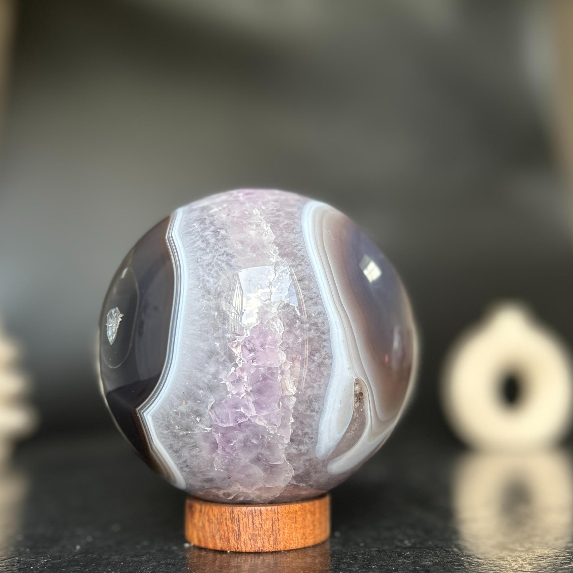 Amethyst gem, Geode decor | | Wiccan Center