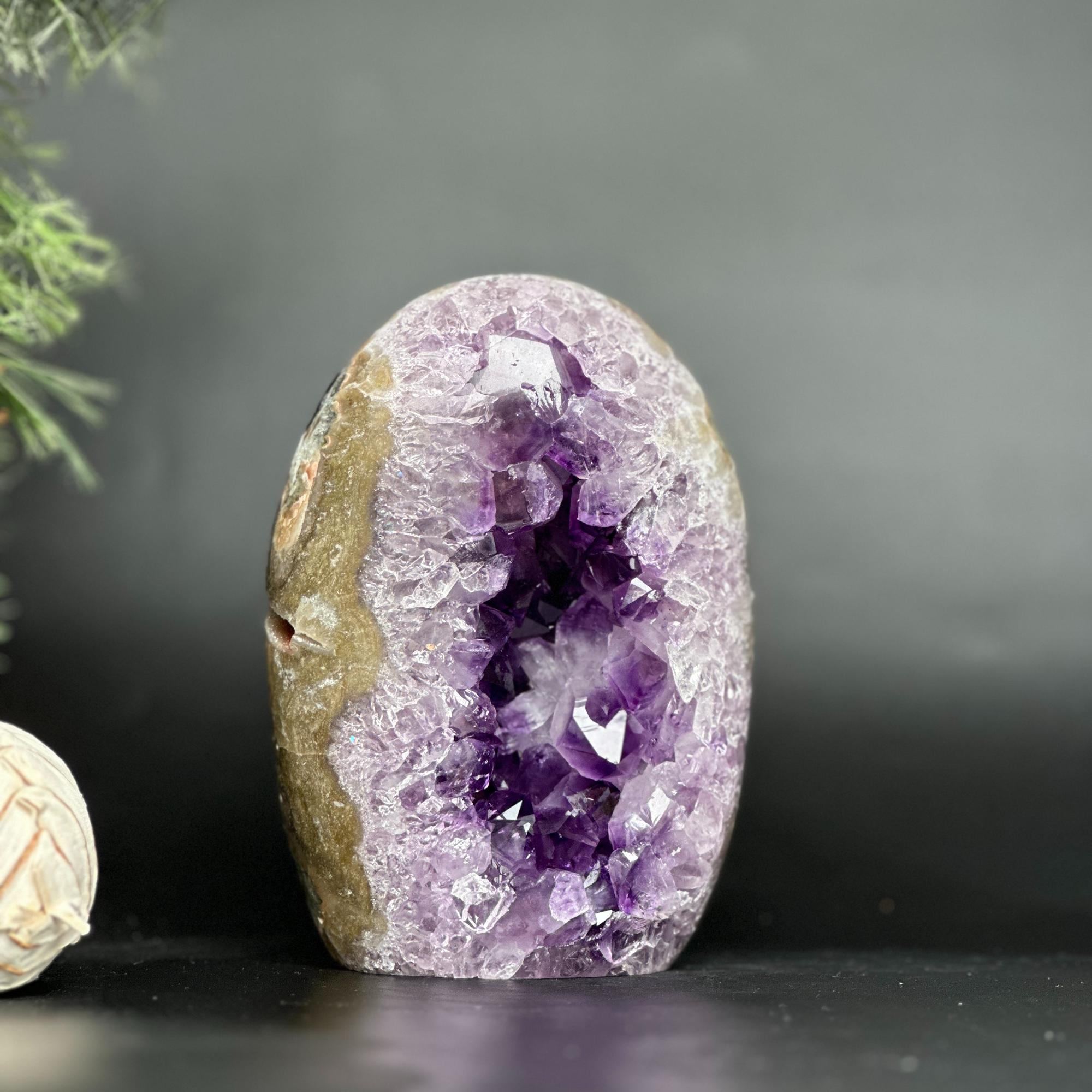 Amethyst geode, Unique egg shaped amethyst cluster with agate edges | Amethyst Geodes | Wiccan Center