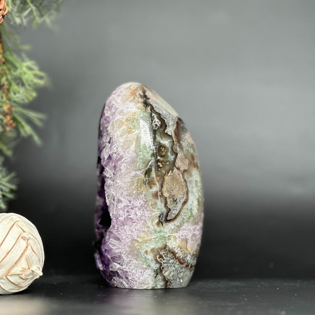 Amethyst geode, Unique egg shaped amethyst cluster with agate edges | Amethyst Geodes | Wiccan Center
