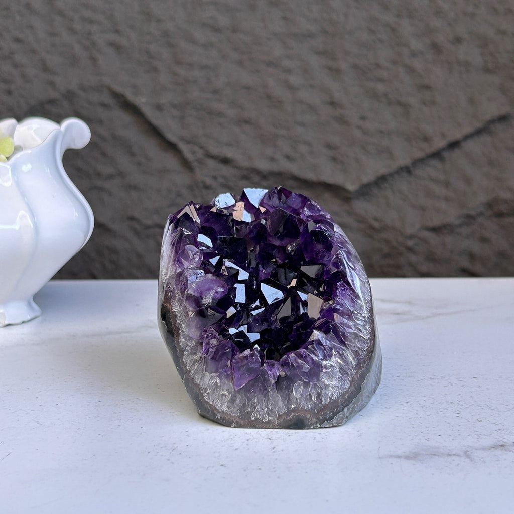Amethyst geode with Agate formations | Amethyst Geodes | Wiccan Center