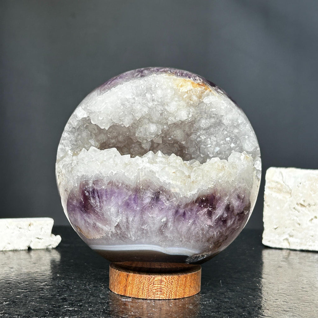 Amethyst quartz crystal | Amethyst Geodes | Wiccan Center