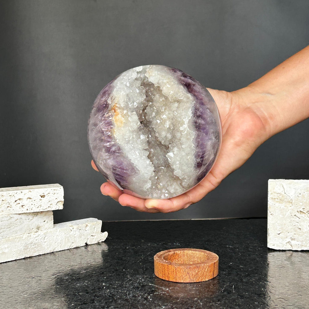 Amethyst quartz crystal | Amethyst Geodes | Wiccan Center