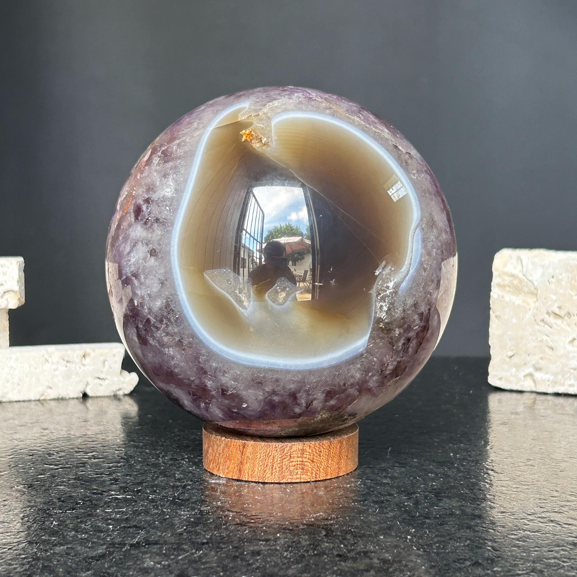 Amethyst quartz crystal | Amethyst Geodes | Wiccan Center