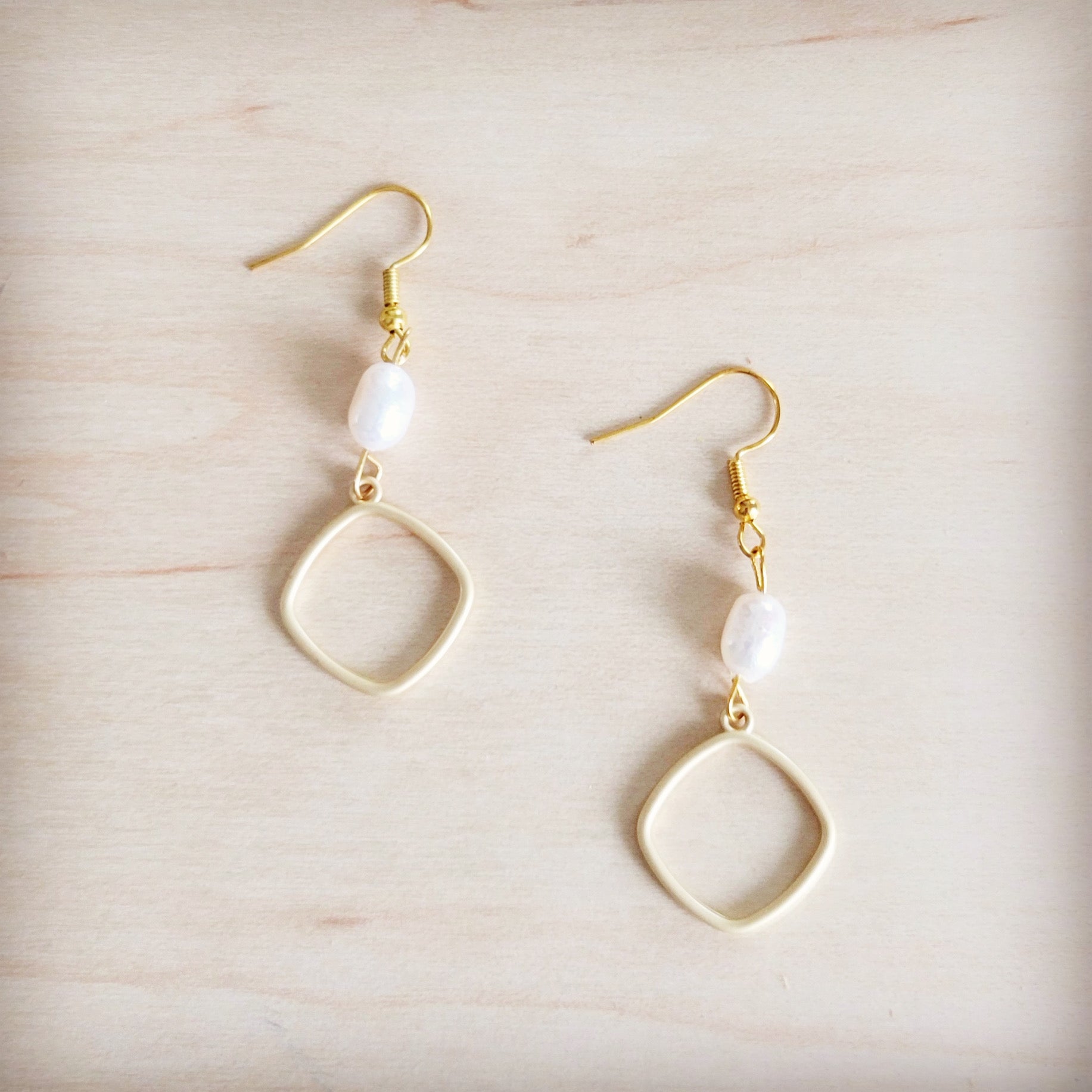 Matte Gold and Freshwater Pearl Earrings Square 200bs | Earrings | Wiccan Center