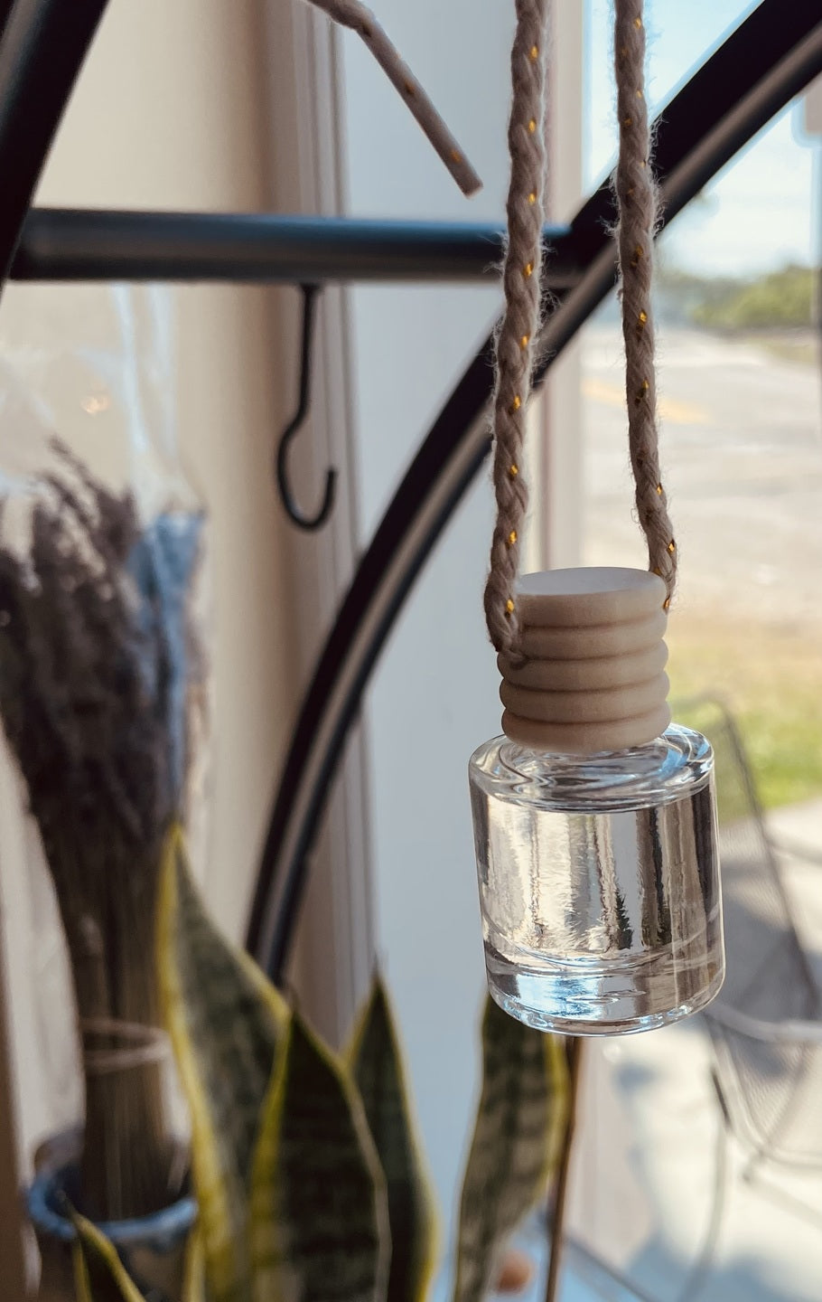 Coastal Cottage Car Diffuser | Default | Wiccan Center