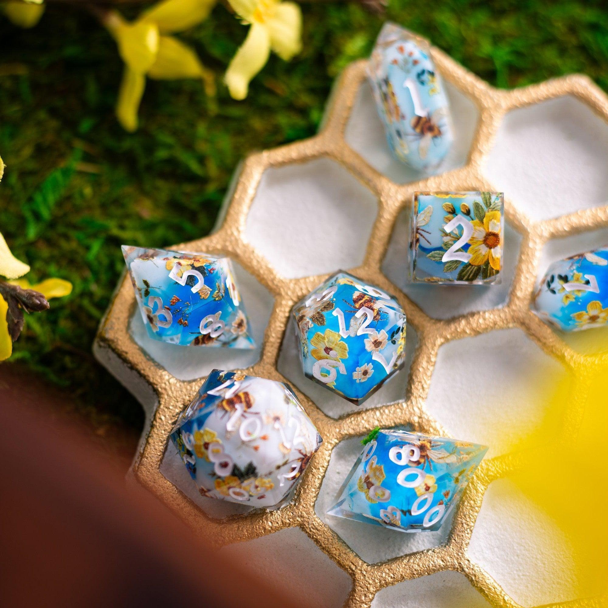 Bees And Flower Handmade Resin DND Dice Set | Resin Dice | Wiccan Center