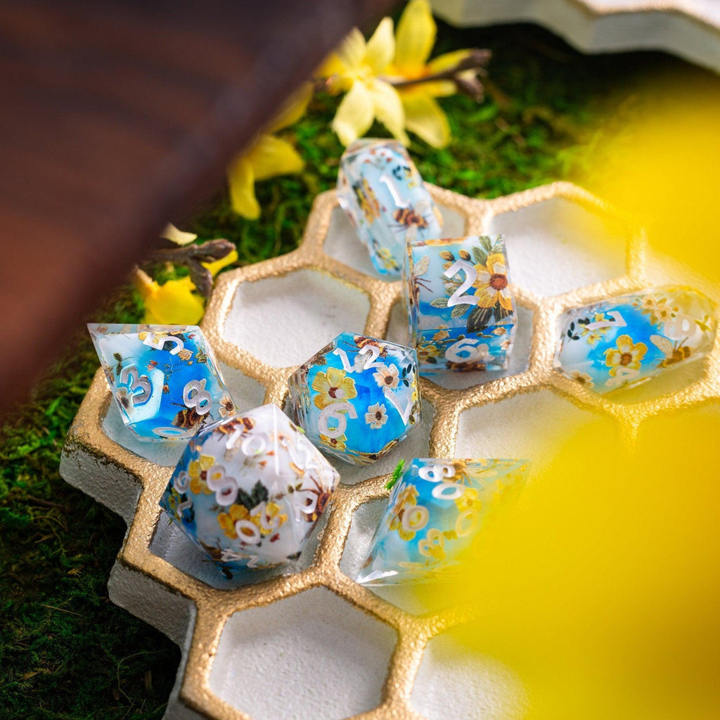 Bees And Flower Handmade Resin DND Dice Set | Resin Dice | Wiccan Center