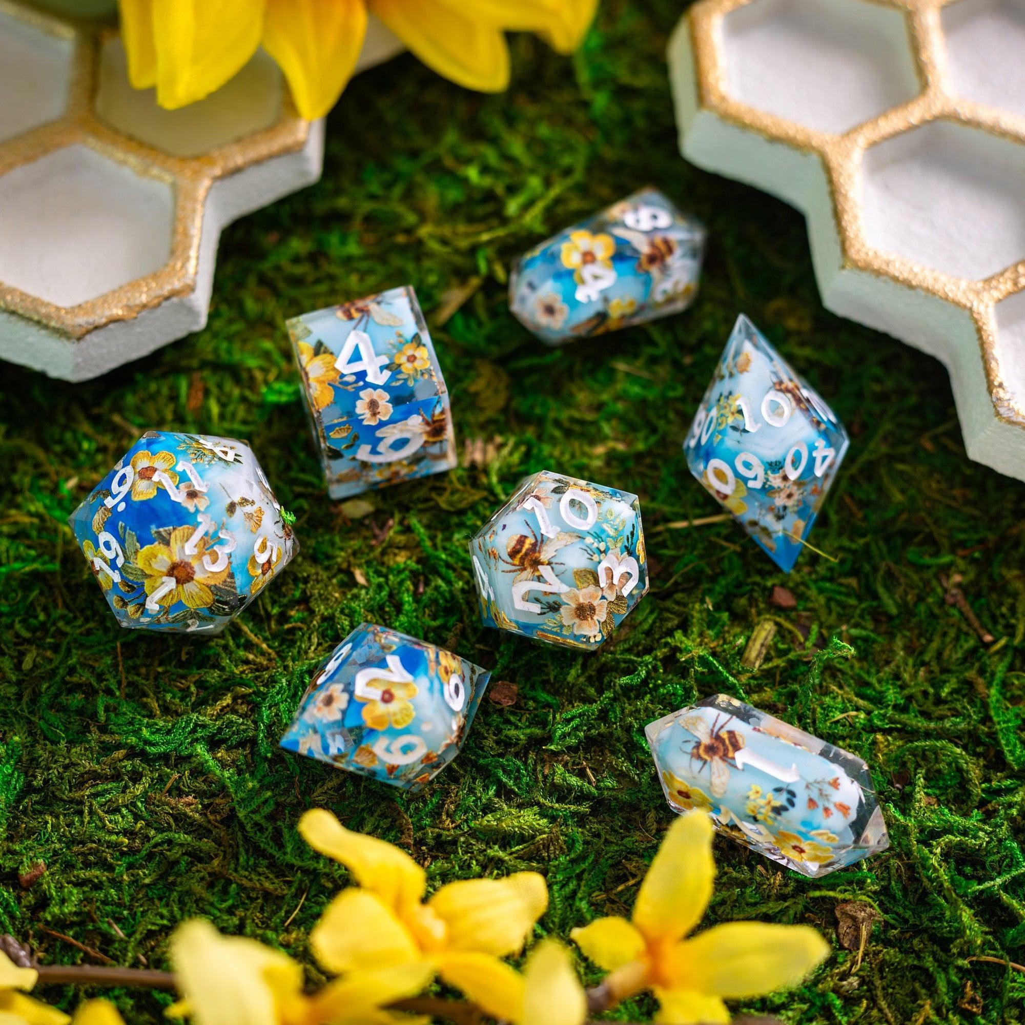 Bees And Flower Handmade Resin DND Dice Set | Resin Dice | Wiccan Center
