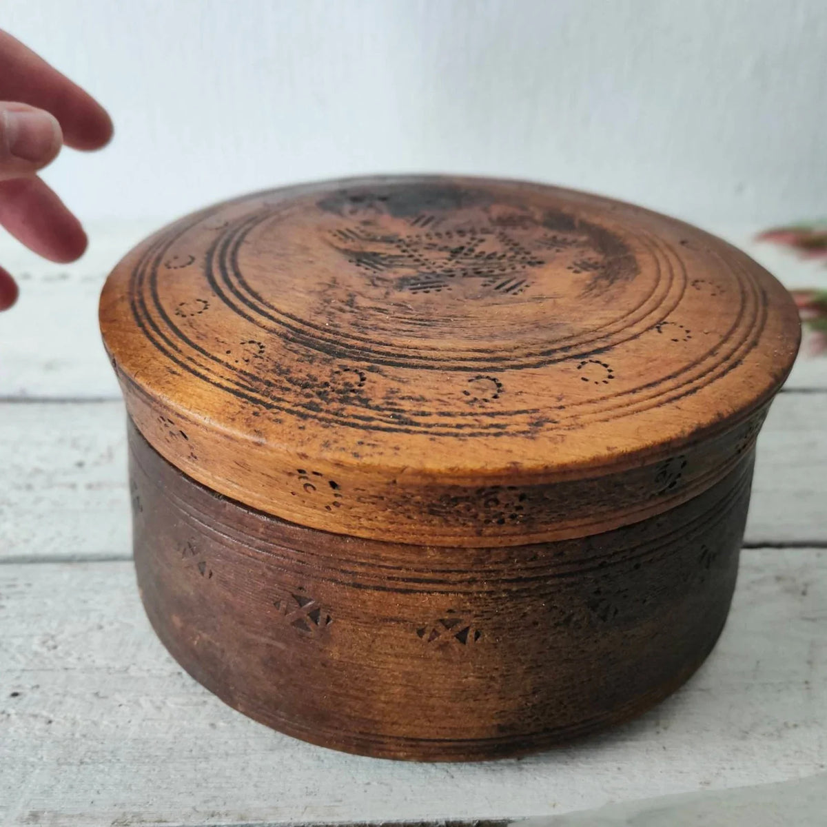 Fedir Vintage Box | Box | Wiccan Center