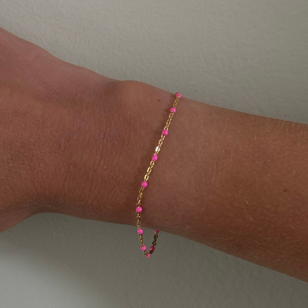 pink daisy bracelet | | Wiccan Center