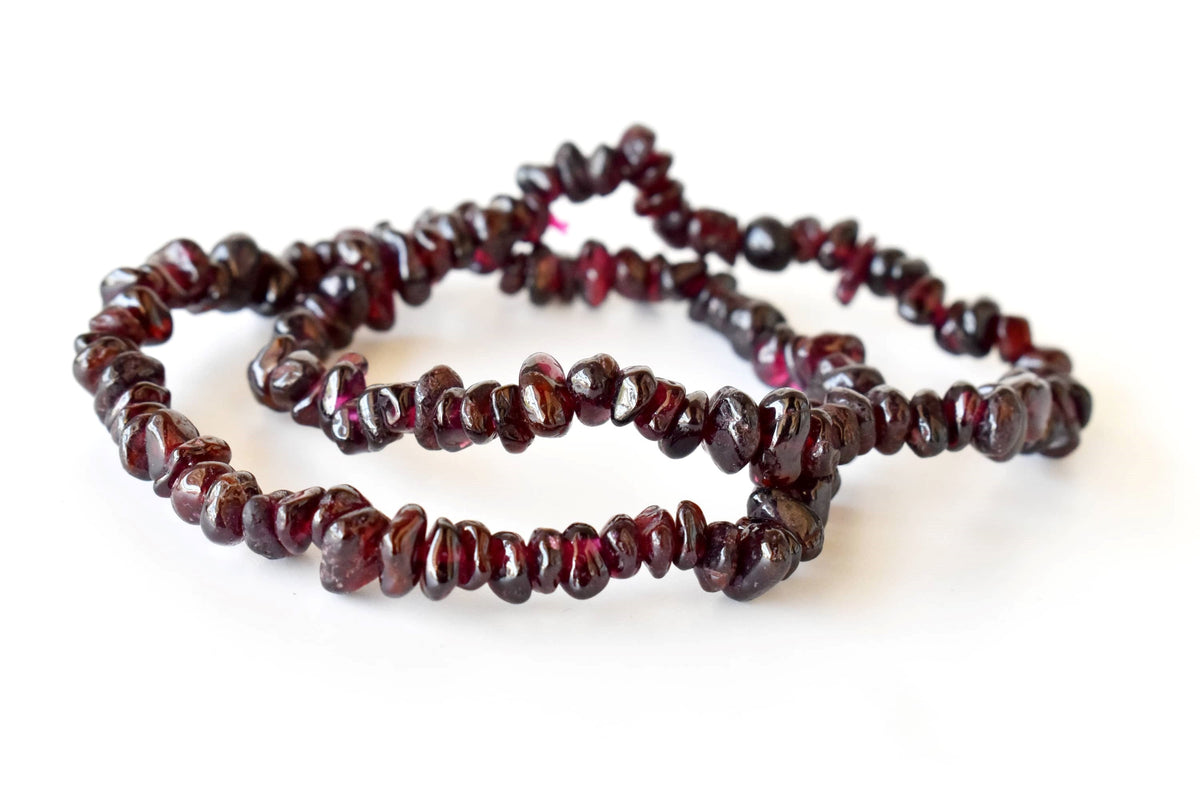 Garnet Chip Bracelet (Prosperity and Protection) | Bracelets | Wiccan Center