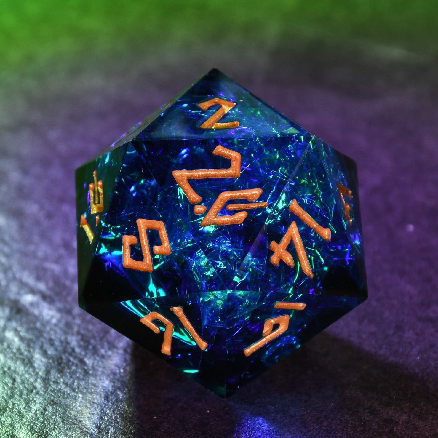 Chaos Bolt Resin 30mm D20 | Resin | Wiccan Center