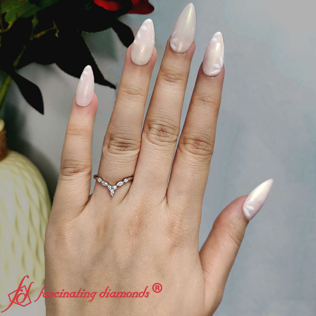 Crown Marquise And Round Band