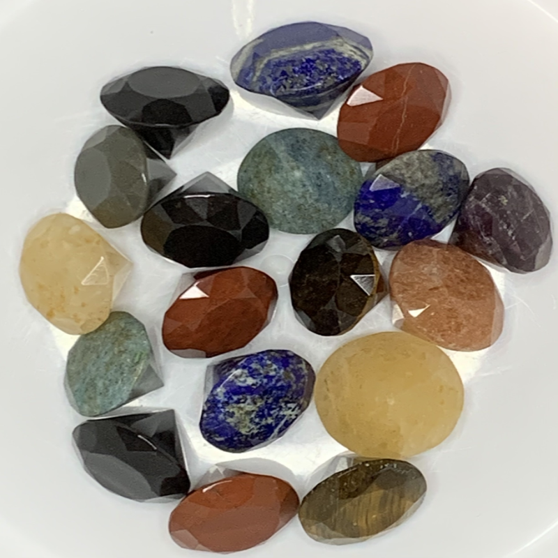 Crystal Lover’s Valentine’s Heart Box | | Wiccan Center