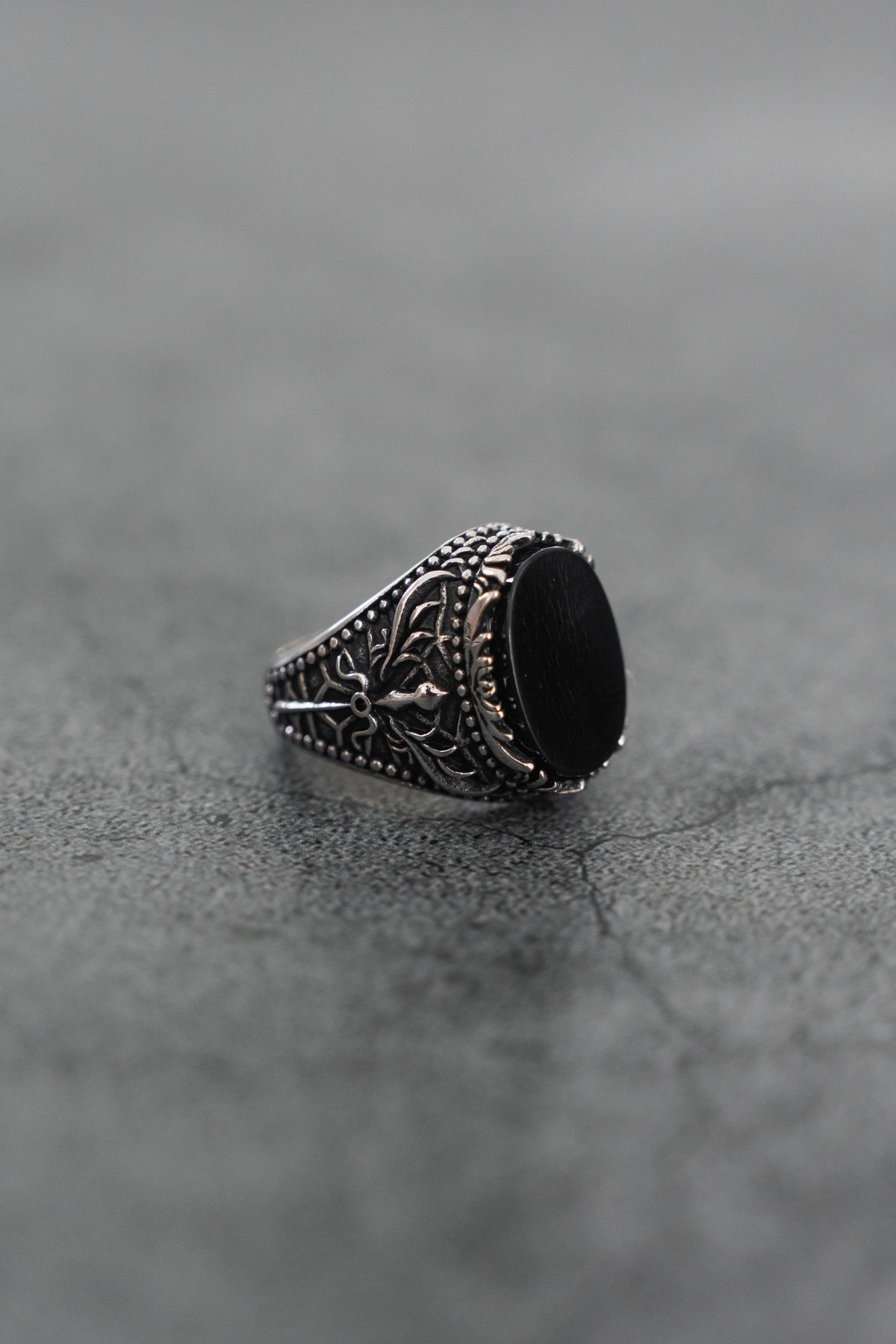 Royal Darkness Ring | jewelry | Wiccan Center