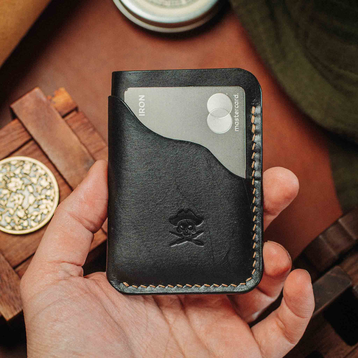 Venturer v2 – Minimalist Leather Wallet | Card Holder | Wiccan Center