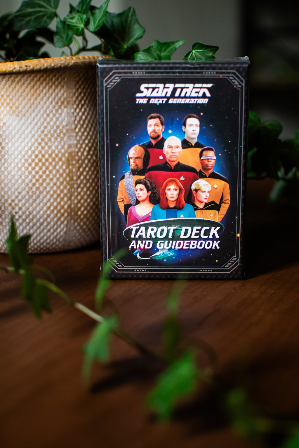Star Trek: The Next Generation Tarot Deck and Guidebook