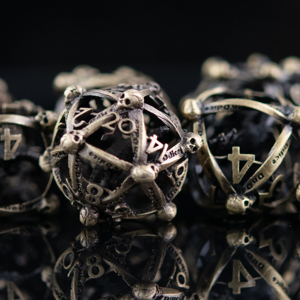 Draco Immortui Hollow Metal Dice Set - Champagne Gold