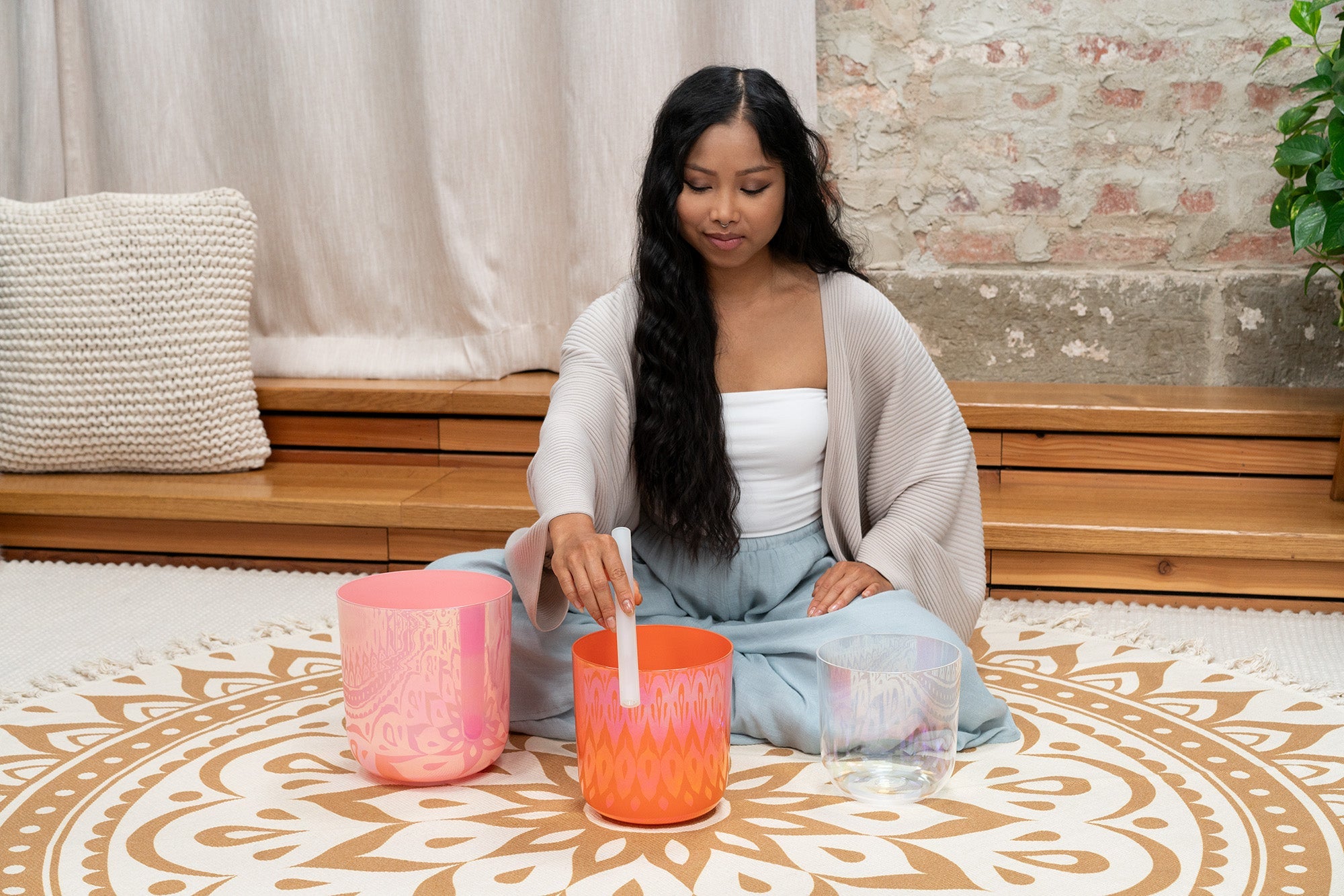 3-Piece Essence Crystal Singing Bowl Set, E4/C4/G3, 440 Hz | | Wiccan Center