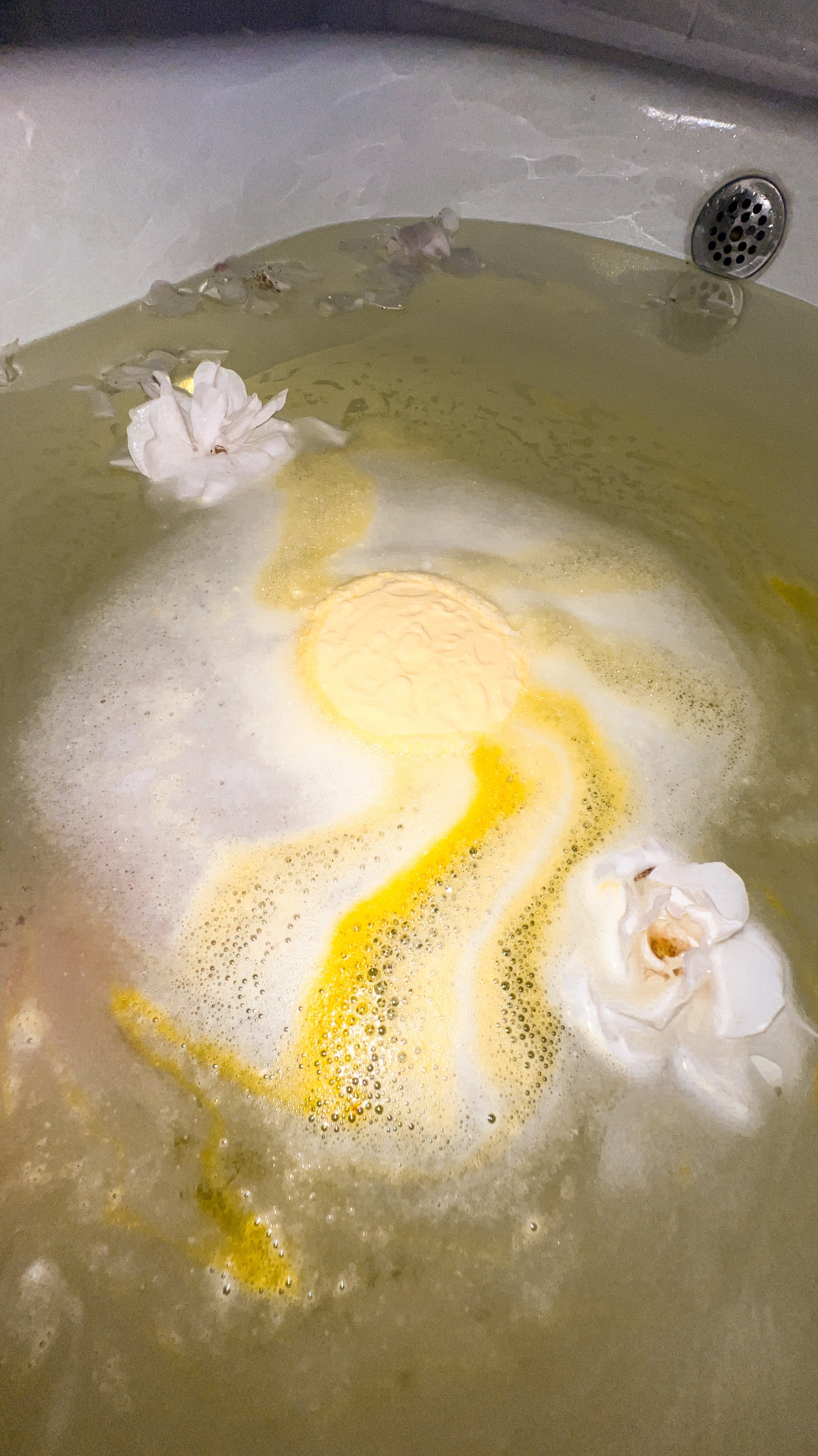 FULL MOON | BATH BOMB | Wiccan Center