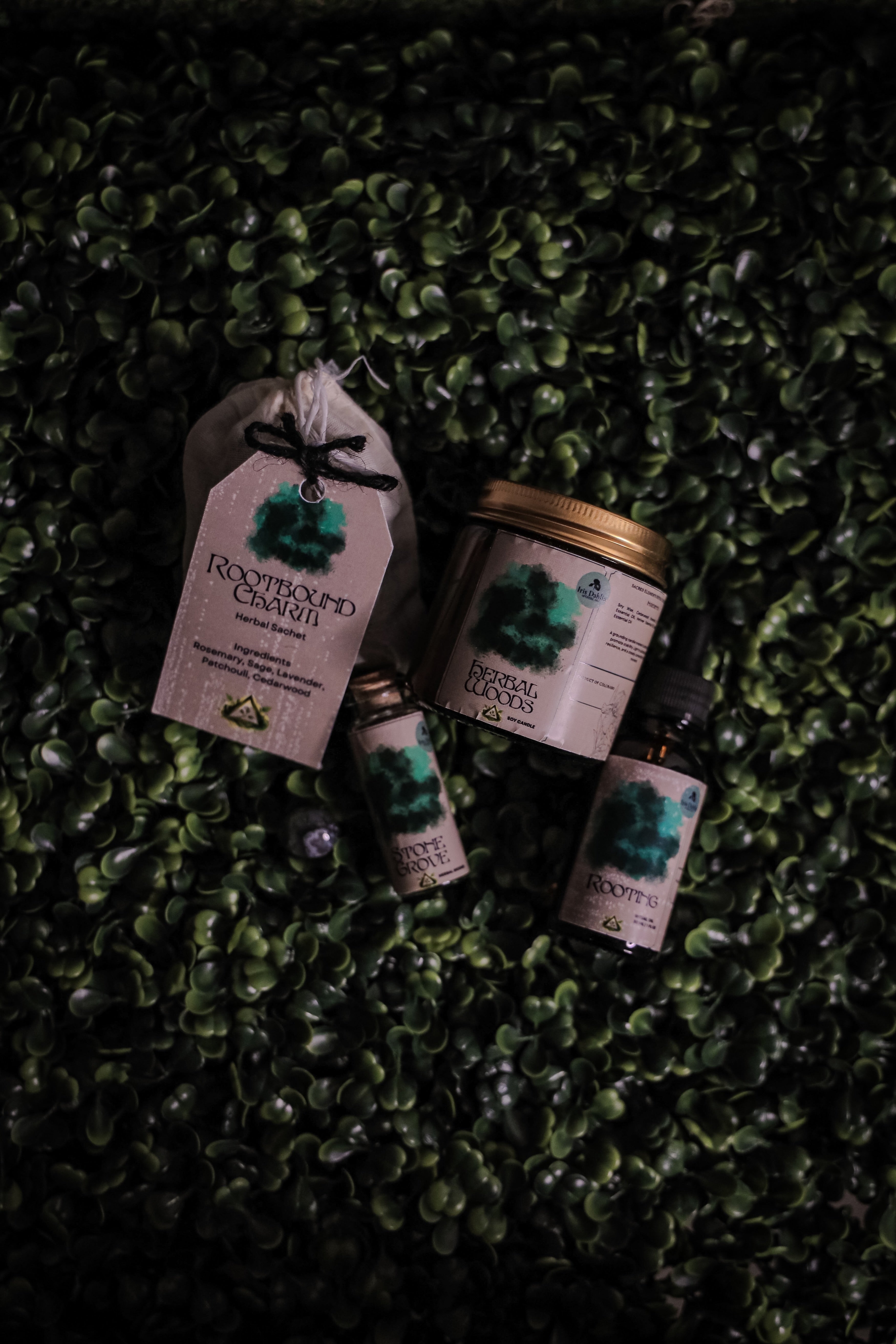 Earth Element Ritual Kit | Herbal Woods Candle, Ritual Oil & Moss Agate | Grounding, Stability & Protection