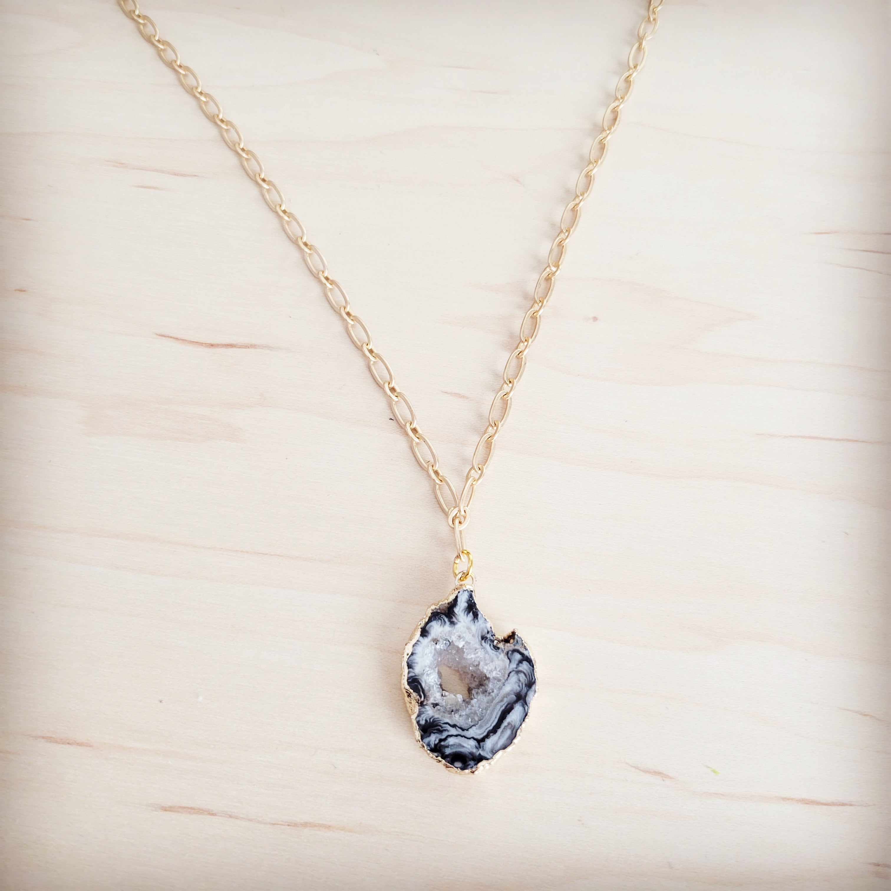 **Gilded Black Agate Necklace 257ma | Necklace | Wiccan Center