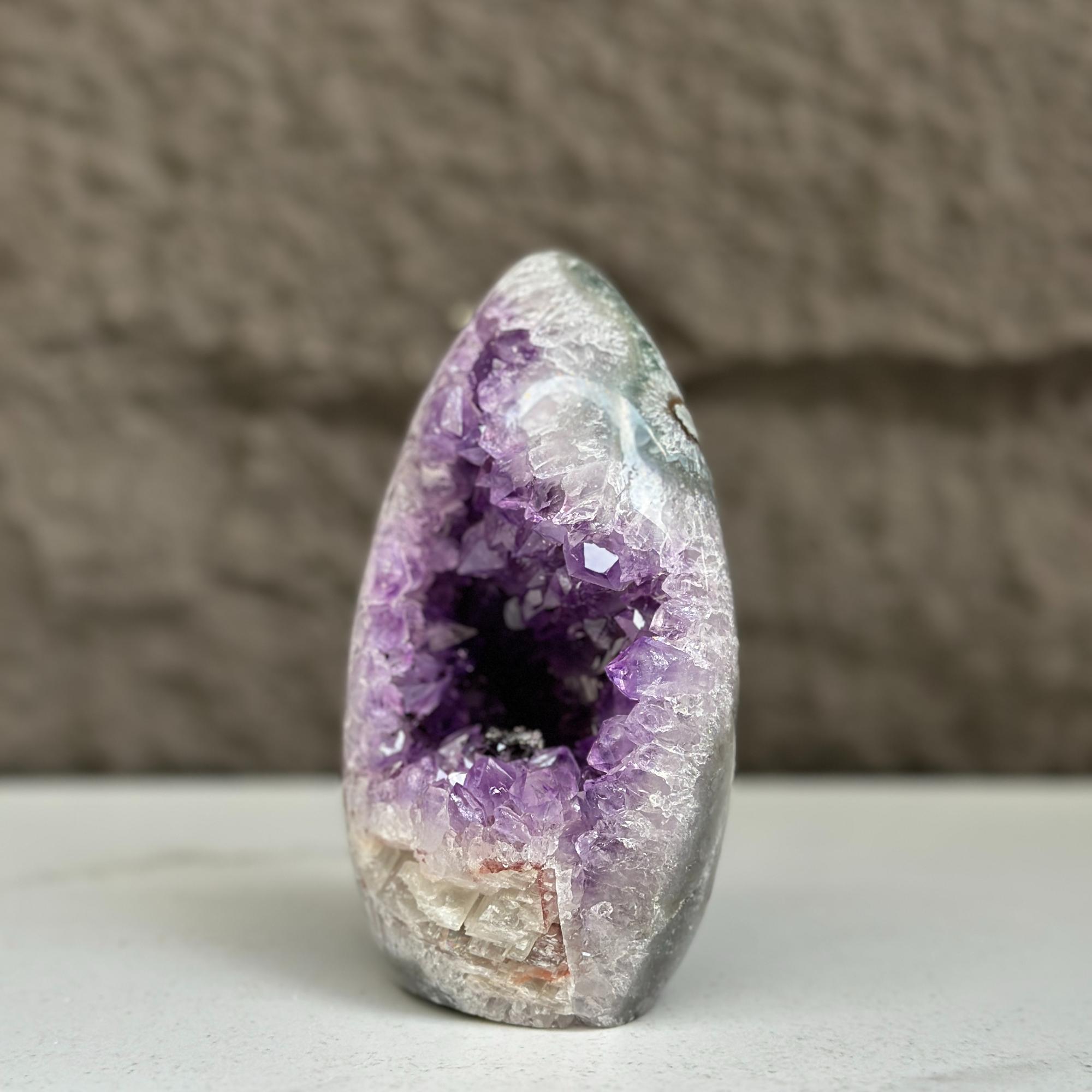 Natural Quartz Amethyst Geode Egg | | Wiccan Center