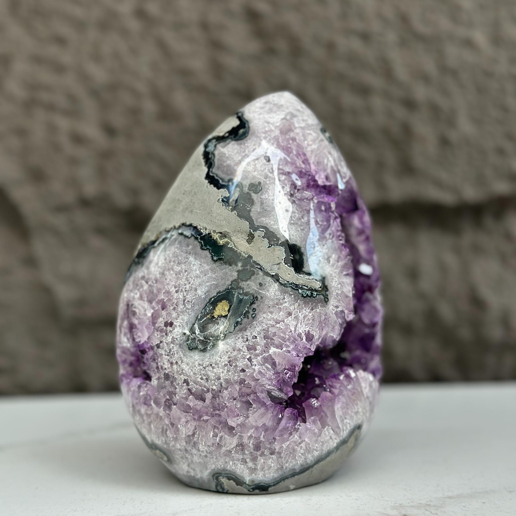 Semi precious stone, large amethyst geode | Geodes & Bowls | Wiccan Center